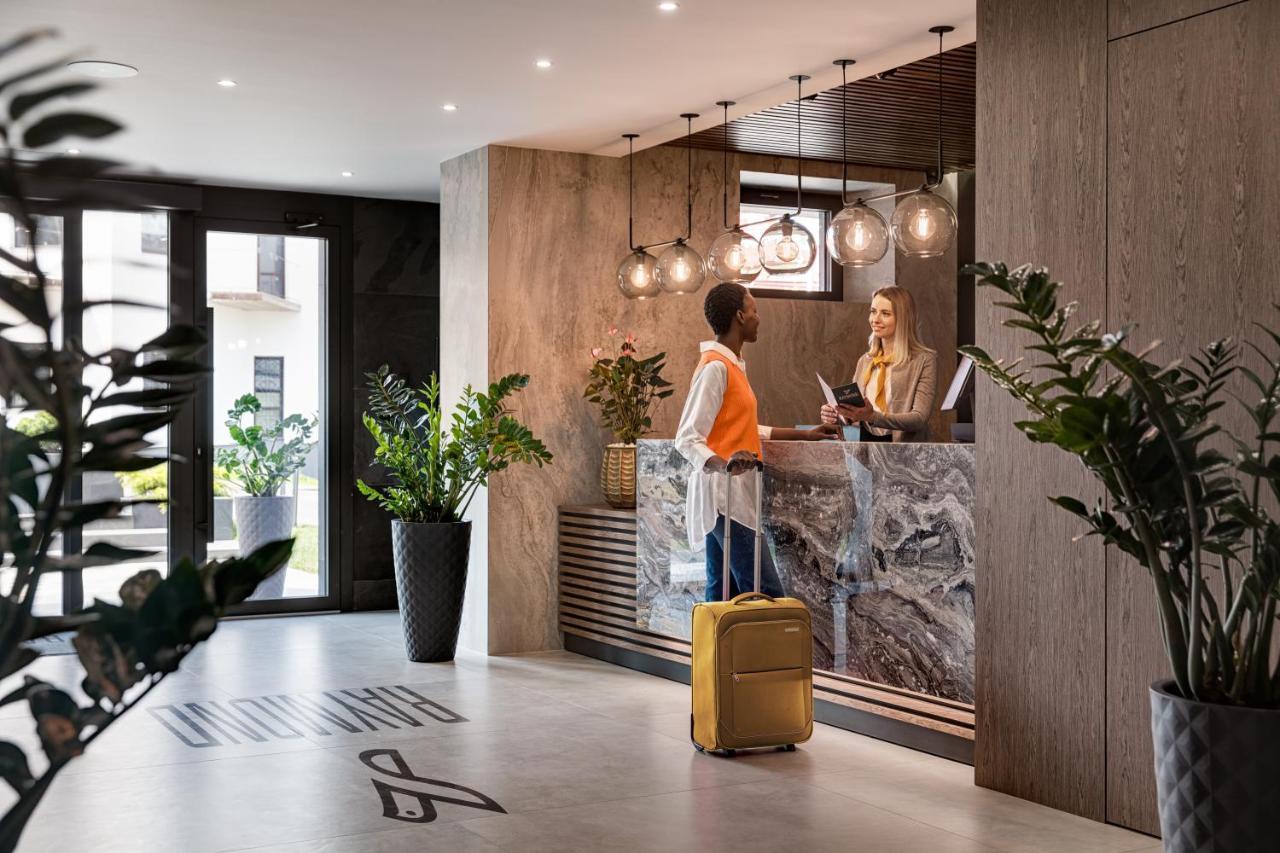 Hotel Raymond تريسكافيتس المظهر الخارجي الصورة