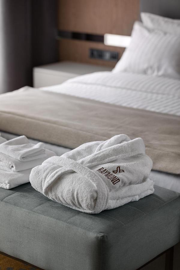 Hotel Raymond تريسكافيتس المظهر الخارجي الصورة